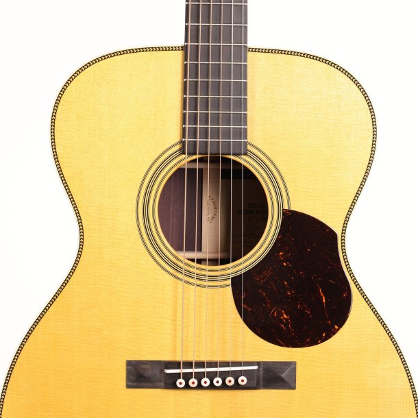C.F. Martin 000-28 Shawn Mendes Acoustic Guitar Natural
